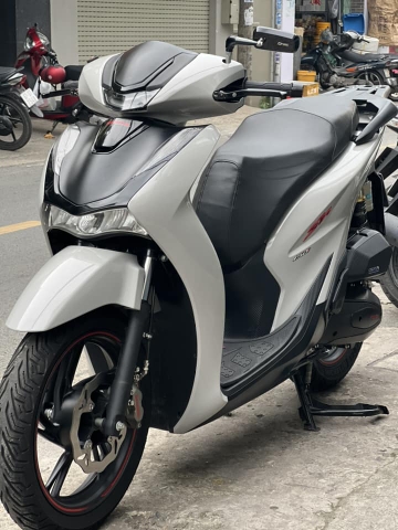 Dán Decal Đổi Màu Ô Tô, Xe Máy Gò Vấp – Nâng Tầm Phong Cách