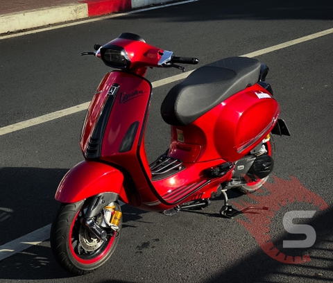 Vespa Sprint màu đỏ sơn tại Sài Gòn Độ Xe Gò Vấp