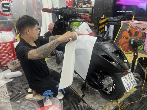 Dán PPF TPU 8.5MIL Cho Xe Máy Tại Sài Gòn Độ Xe Gò Vấp