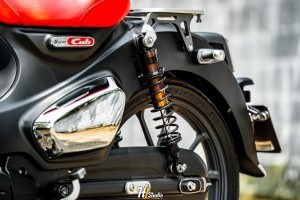Lột Xác Super Cub Đỏ Đen Với Dàn Đồ Chơi Xịn – Chỉ Có Tại Sài Gòn Độ Xe Bình Dương