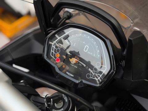 Triumph Tiger 660: Những Điều Bạn Cần Biết Khi Dán PPF TPU Cho Xe