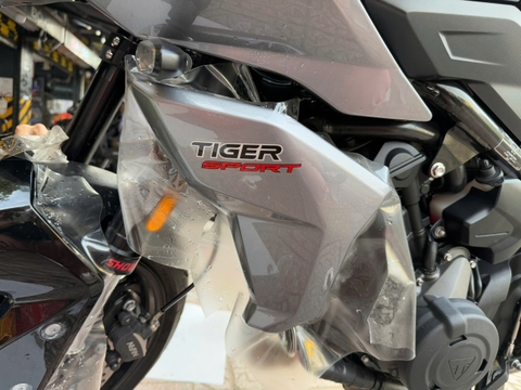 Dán PPF TPU Cho Triumph Tiger 660: Địa Chỉ Dịch Vụ Uy Tín Và Giá Tốt Nhất