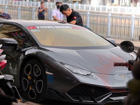 Film Cách Nhiệt SG68: Đảm Bảo Sự Bảo Vệ Tối Ưu Cho Lamborghini Huracan