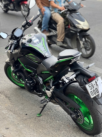 Dán Keo Bảo Vệ PPF TPU 10mil Dán Bảo Vệ Kawasaki Z900 : Lựa Chọn Hoàn Hảo?