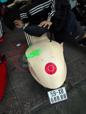 PPF TPU Là Gì? Lợi Ích Khi Dán Keo Bảo Vệ Cho Vespa 946 Dragon