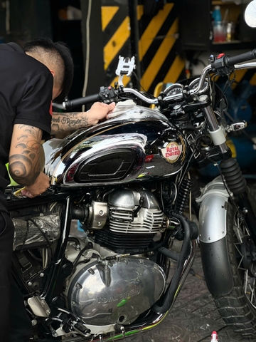 Dán Keo Bảo Vệ PPF TPU Cho Royal Enfield 650 Giá Bao Nhiêu? Bảng Giá Chi Tiết Năm 2025