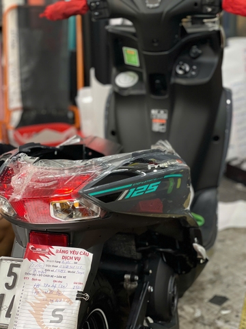 So Sánh Dán PPF TPU Và KEO 3 LỚP Cho Yamaha FreeGo 125: Chọn Giải Pháp Nào?