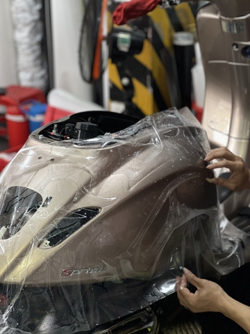 Dán Keo Bảo Vệ PPF TPU FILM Cho VESPA TFT: Tăng Cường Độ Bền