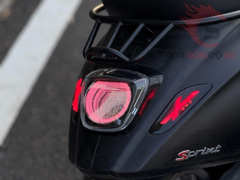 Đèn Hậu Vô Cực Cho Vespa – Nâng Cấp Ánh Sáng, Khẳng Định Phong Cách Riêng!