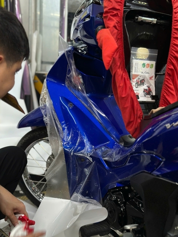 Nên dán PPF TPU cho xe máy ở đâu uy tín?