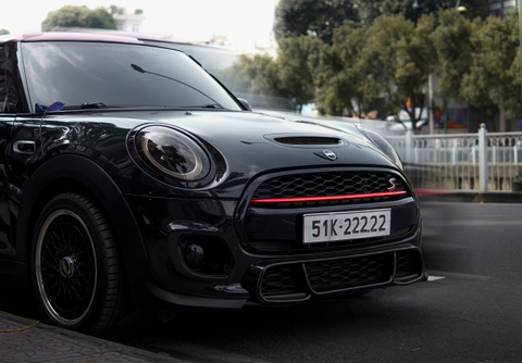 Dán PPF TPU bảo vệ cho xe Mini Cooper: Lựa chọn hoàn hảo để duy trì vẻ đẹp và giá trị xe