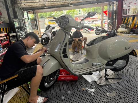 DÁN PPF TPU XE VESPA TẠI SÀI GÒN ĐỘ XE GÒ VẤP – BẢO VỆ SƠN ZIN, GIỮ XE LUÔN NHƯ MỚI
