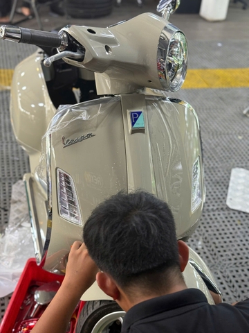 Dán PPF TPU 10MIL Cho Vespa GTS Tại Sài Gòn Độ Xe Gò Vấp – Giải Pháp Bảo Vệ Xe Đẹp & Bền Bỉ