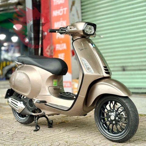 Độ Xe Vespa – Thể Hiện Cá Tính & Nâng Tầm Đẳng Cấp
