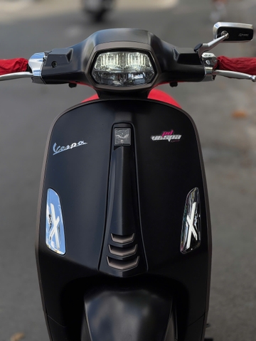 Cập Nhật Xi Nhan Storm Hậu Gorgeous Cho Vespa: Phụ Kiện Đẳng Cấp Cho Dàn Xe Của Bạn