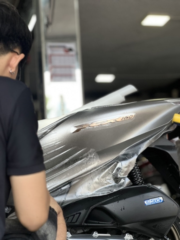 Dán keo bảo vệ PPF TPU nhám cho PCX 2024: Đảm bảo độ bền và giữ xe luôn mới