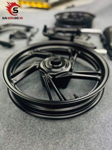 SH160 Lột Xác Cá Tính Với Phong Cách Sơn Sporty Tại Gò Vấp