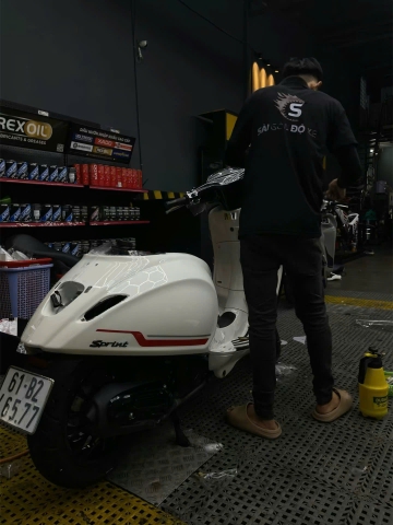 Vespa Độ Kiểng – Đẹp Từng Chi Tiết Tại Sài Gòn Độ Xe Bình Dương