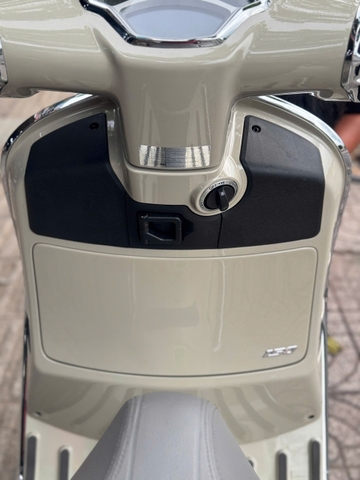 Dán PPF 10mil Vespa GTS tại Gò Vấp – Bảo vệ xe chuẩn showroom tại Sài Gòn Độ Xe