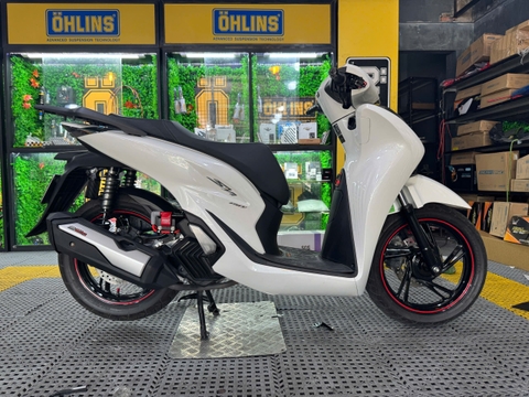 SH Trắng 160 độ kiểng phong cách văn phòng tại Sài Gòn Độ Xe Gò Vấp – Đẹp, đẳng cấp và cá tính.