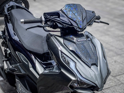 Honda AB độ tem trùm thể thao, nổi bật từng góc phố Bình Dương