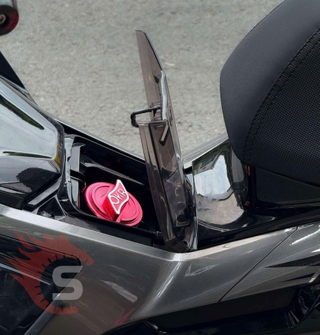 Air Blade 2020–2025 gắn nắp xăng trong suốt – Trào lưu kiểng mới nổi