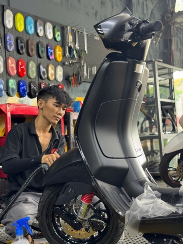 Dán PPF TPU Nhám 7.5mil Cho Vespa – Biến Hóa Phong Cách, Bảo Vệ Tối Ưu