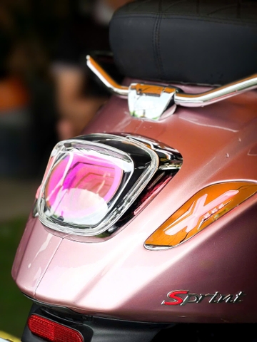 Đèn Vespa Cùi Quá Trời? Qua Sài Gòn Độ Xe Bình Dương Là Dính Đèn Xịn Ngay!
