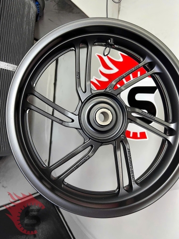 Sơn Sporty Xe Tay Ga Cao Cấp – Tôn Lên Giá Trị Và Cá Tính Tại Sài Gòn Độ Xe