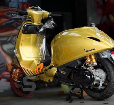 Vespa Độ Kiểng – Khi Sự Thanh Lịch Ý Kết Hợp Cùng Cá Tính Người Chơi Tại Sài Gòn Độ Xe Bình Dương