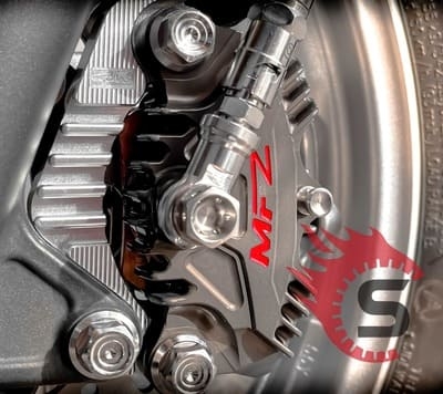 Air Blade Độ Dàn Chân Trước Chất Lừ – Heo Dầu MFZ, Đĩa GH Racing, Pat CNC GH, Dây Dầu Bấm Ngắt Tại Sài Gòn Độ Xe Bình Dương
