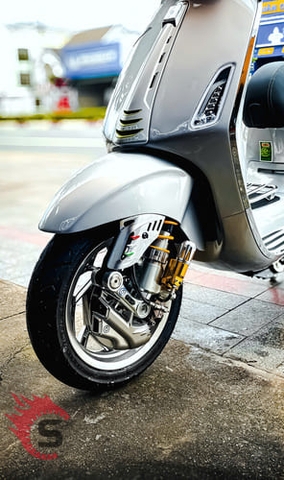 Vespa Sprint Tech 2025 Độ Dàn Chân Chuẩn Đam Mê – Phuộc Ohlins, Heo MFZ, Lốc CNC Gắn Gọn, Chạy Phê