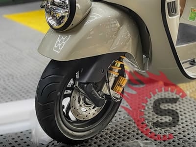 Dán PPF TPU Cho Vespa GTV 300 – Giữ Giá Trị, Giữ Phong Cách Tại Sài Gòn Độ Xe Bình Dương