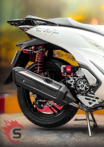 SH160 Độ Hiệu Năng Chuẩn Bài: Phuộc Profender – Heo Dầu SMRT – Tay Thắng SMRT – Két Nước CNC Tại Sài Gòn Độ Xe Bình Dương
