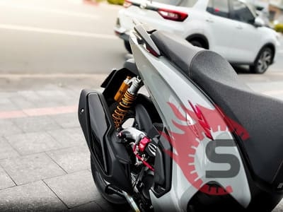 SH350i Độ Phuộc Ohlins – Khi Công Nghệ Giao Thoa Với Đẳng Cấp Tại Sài Gòn Độ Xe Bình Dương