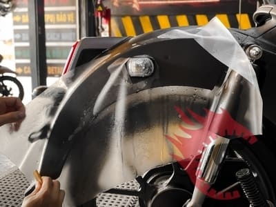 Dán PPF TPU Tại Sài Gòn Độ Xe Bình Dương – Giải Pháp Bảo Vệ Sơn Xe Dựa Trên Công Nghệ Vật Liệu Tiên Tiến
