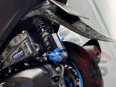 Lead Độ Kiểng – Lột Xác Từ Xe Đi Chợ Thành Chiến Binh Đường Phố Tại Sài Gòn Độ Xe Bình Dương
