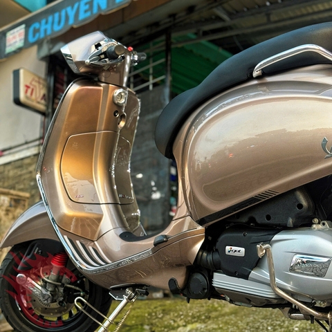 Độ Kiểng Cho Xe Vespa – Phong Cách Độc Đáo Tại Sài Gòn Độ Xe Gò Vấp