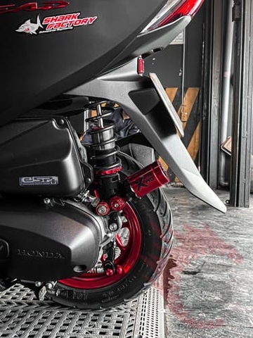 HONDA LEAD CUSTOM ĐỎ ĐEN – PHONG CÁCH ĐỘ KIỂNG SANG TRỌNG, KHẲNG ĐỊNH CÁ TÍNH TẠI SÀI GÒN ĐỘ XE BÌNH DƯƠNG