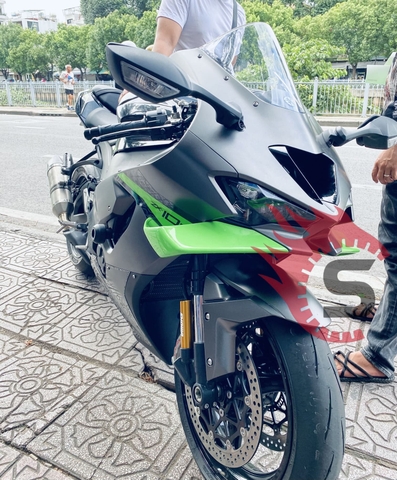 Kawasaki ZX10R Đen Nhám Dán PPF PCU 10mil | Sài Gòn Độ Xe