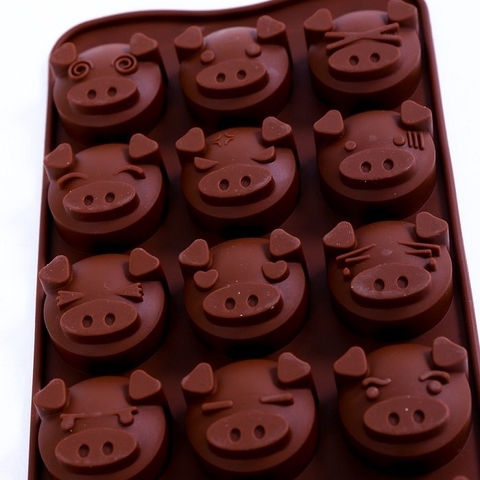 Khuôn silicon mặt heo