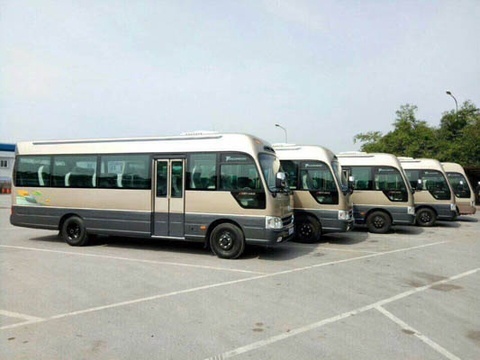 Thuê xe du lịch 29 chỗ đời mới – êm ái – tiện nghi – đi đâu cũng thích
