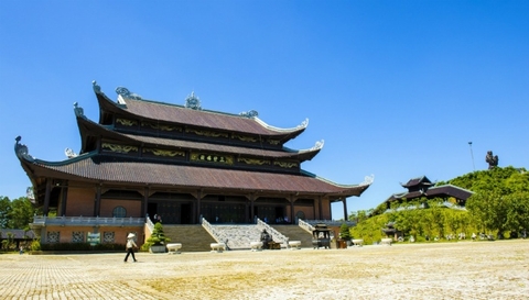 Khám phá chùa Bái Đính có gì đẹp? Cẩm nang tham quan chi tiết 2025