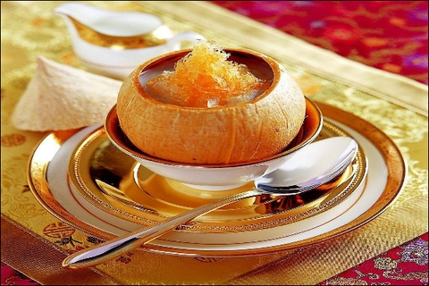 Cách làm món ăn tổ yến chưng nước dừa