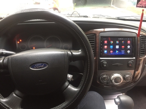 Màn hình android Ford Escape 2013