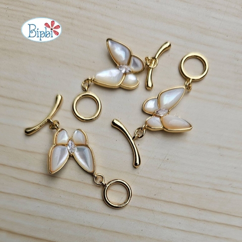 Khóa hồ điệp trắng xi vàng 14k