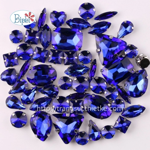 Đá có đế đính kết màu xanh sapphire trong