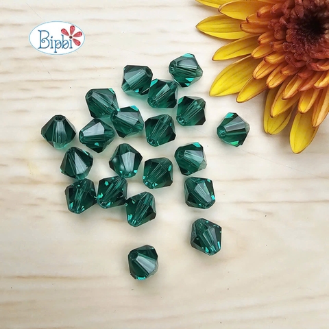 Pha lê Preciosa 6mm màu xanh emerald