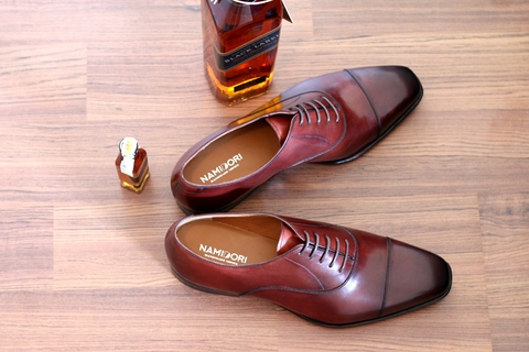 ĐÀN ÔNG VÀ TỨ ĐỔ TƯỜNG