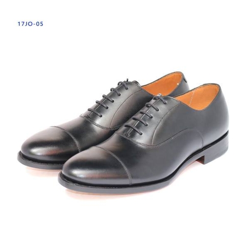 CAP TOE OXFORD - BLACK